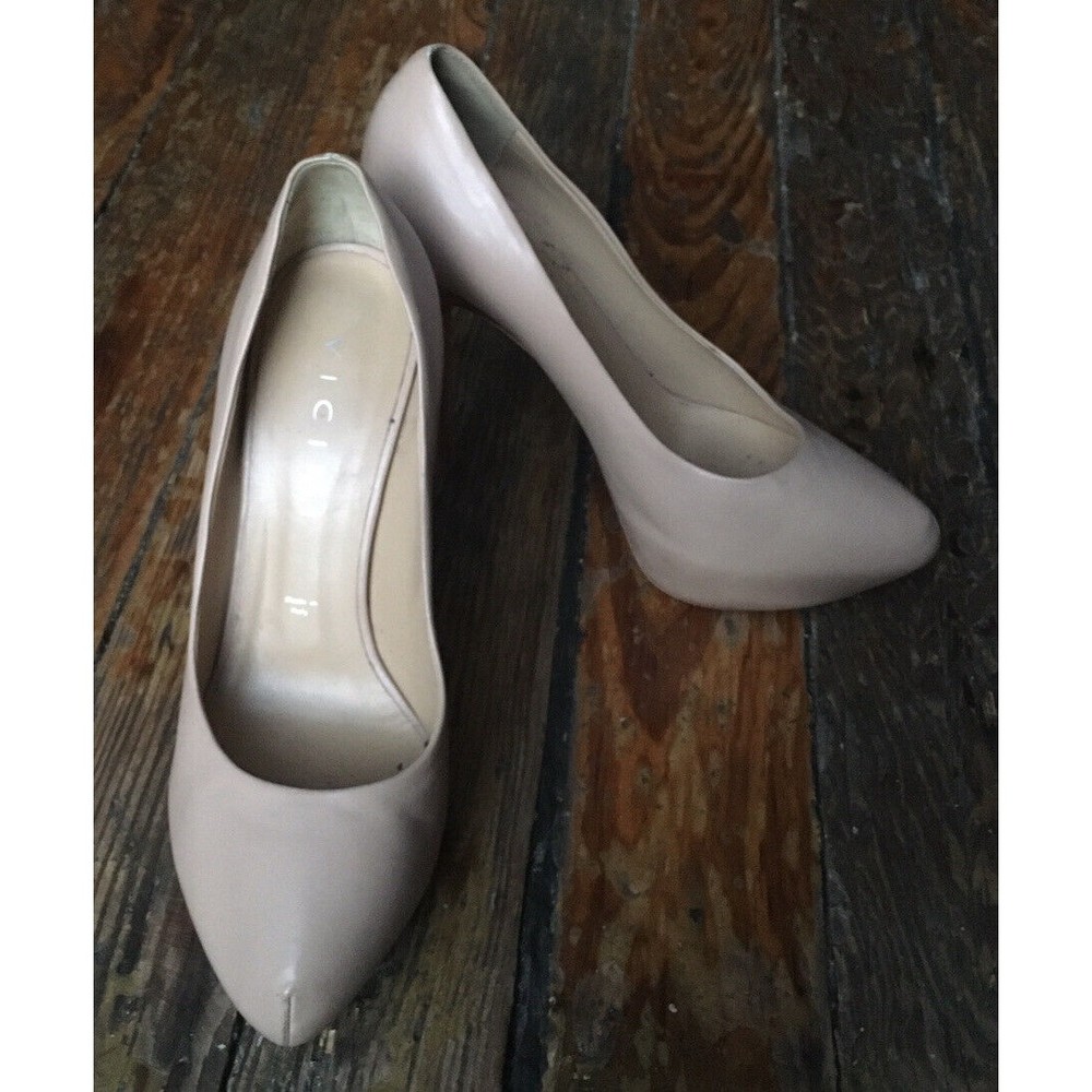 Vicini Platform Pumps Court Heels Made in Italy Giuseppe Zanotti Manufacturer